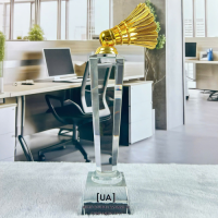 Cúp Vinh Danh Pha Lê Cầu Lông TD-153